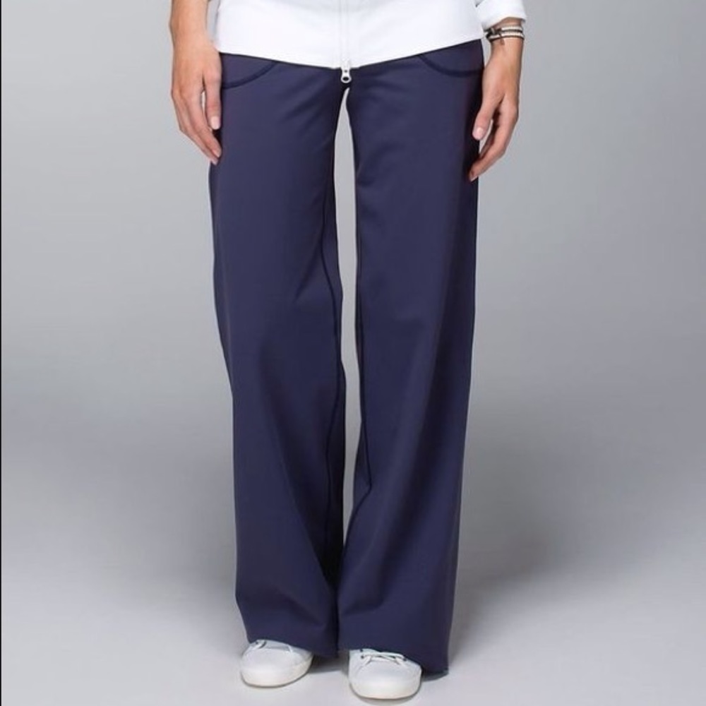 Lululemon Still Pant Cadet Blue size 6